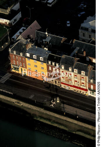 Maison colorées à Dieppe. - © Philip Plisson / Plisson La Trinité / AA05925 - Photo Galleries - Town [76]