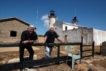 Les gardiens du phare de Sénétosa. © Philip Plisson / Plisson La Trinité / AA06375 - Photo Galleries - Corsica