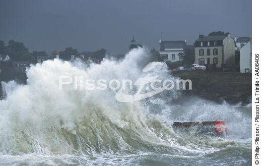 Tempête sur Doëlan-sur-mer. - © Philip Plisson / Plisson La Trinité / AA06406 - Photo Galleries - Rough weather