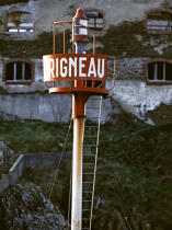 Le port de Brigneau. © Philip Plisson / Plisson La Trinité / AA06449 - Photo Galleries - Harbour light