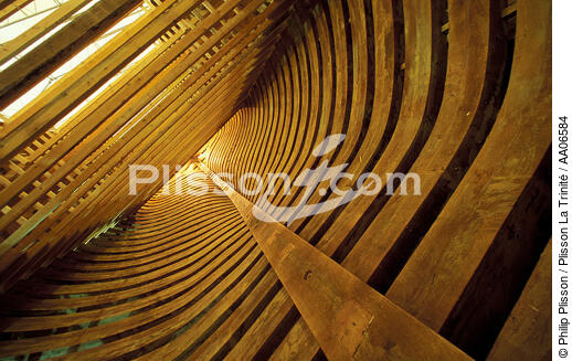 Début de la construction de l'Hermione. - © Philip Plisson / Plisson La Trinité / AA06584 - Photo Galleries - Shipyards
