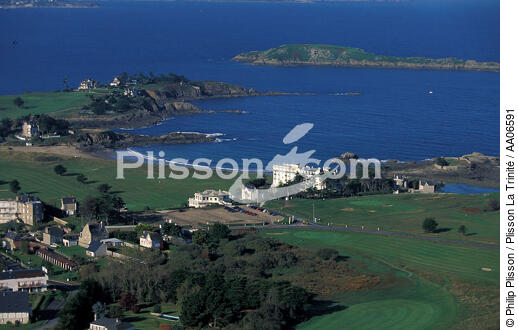 Dinard et son golf. - © Philip Plisson / Plisson La Trinité / AA06591 - Photo Galleries - Emerald Coast [The]