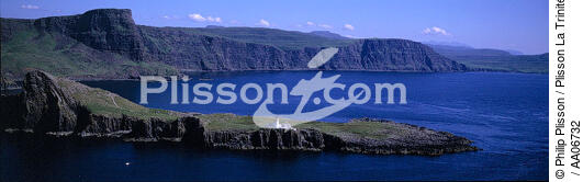 Le phare de Neist Point. - © Philip Plisson / Plisson La Trinité / AA06732 - Photo Galleries - Skye [Isle of]