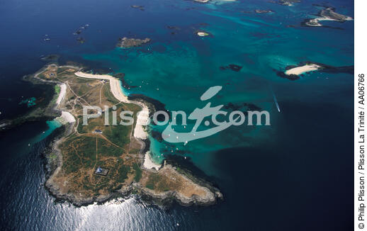 Penfret. - © Philip Plisson / Plisson La Trinité / AA06766 - Nos reportages photos - Archipel