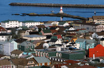 Saint-Pierre-et-Miquelon. © Philip Plisson / Plisson La Trinité / AA06845 - Nos reportages photos - Feu de port