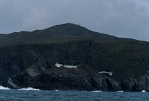 Le petit phare de Mizen Head. © Philip Plisson / Plisson La Trinité / AA06880 - Nos reportages photos - Phare [Irl]