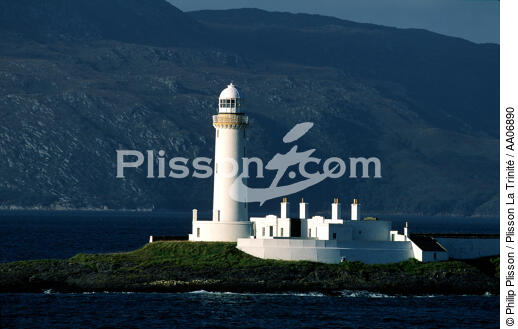 Le phare de Lismore. - © Philip Plisson / Plisson La Trinité / AA06890 - Nos reportages photos - Ecosse