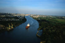 Transport maritime sur la Loire. © Philip Plisson / Plisson La Trinité / AA07119 - Photo Galleries - River [large]