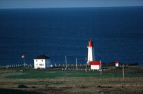 Un phare aux îles de la Madeleine. © Philip Plisson / Plisson La Trinité / AA07236 - Photo Galleries - Province [Canada]