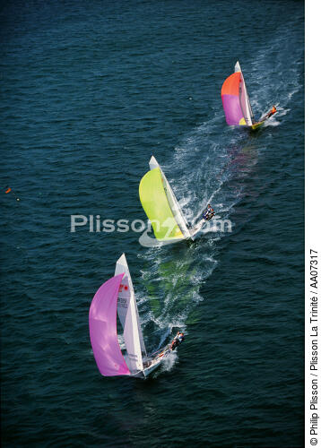Laser regatta. - © Philip Plisson / Plisson La Trinité / AA07317 - Photo Galleries - Philip Plisson