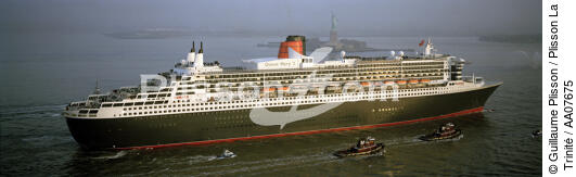 Le Queen Mary 2 arrivant à New York - © Guillaume Plisson / Plisson La Trinité / AA07675 - Nos reportages photos - Queen Mary II [le]