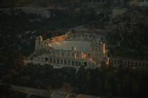 Théatre antique à Athènes. © Philip Plisson / Plisson La Trinité / AA07750 - Photo Galleries - Philip Plisson