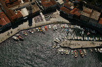 Petit port sur Hydra. © Philip Plisson / Plisson La Trinité / AA07855 - Nos reportages photos - Grèce