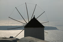 Santorin dans les Cyclades. © Philip Plisson / Plisson La Trinité / AA07886 - Photo Galleries - Windmill