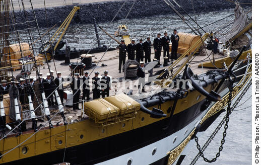 L'Amerigo Vespucci à Rouen pendant l'Armada 1994. - © Philip Plisson / Plisson La Trinité / AA08070 - Nos reportages photos - Marin