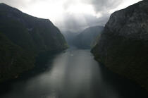 Fjord en Norvège. © Philip Plisson / Plisson La Trinité / AA08172 - Nos reportages photos - Fjord