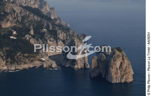 L'île de Capri. - © Philip Plisson / Plisson La Trinité / AA08291 - Nos reportages photos - Italie