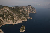 L'île de Capri. © Philip Plisson / Plisson La Trinité / AA08299 - Nos reportages photos - Type vue
