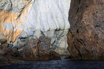 L'île de Ponza. © Philip Plisson / Plisson La Trinité / AA08342 - Nos reportages photos - Ile [It]