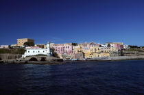 L'île de Ventotene. © Philip Plisson / Plisson La Trinité / AA08372 - Nos reportages photos - Italie