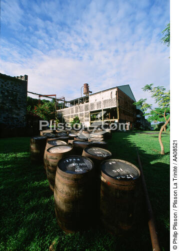 Distillerie Clément à la Martinique. - © Philip Plisson / Plisson La Trinité / AA08521 - Photo Galleries - Site of interest [Mart]