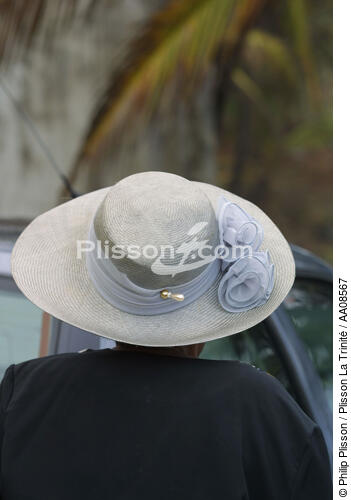 Chapeau martiniquais. - © Philip Plisson / Plisson La Trinité / AA08567 - Nos reportages photos - Fort-de-France