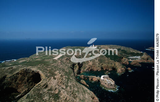 Le phare de Berlenga au Portugal. - © Philip Plisson / Plisson La Trinité / AA08579 - Photo Galleries - Island [Por]