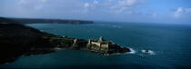 Fort-La-Latte et le Cap Fréhel au second plan. © Philip Plisson / Plisson La Trinité / AA08832 - Nos reportages photos - Mots clés