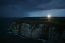 Morning at Etretat. © Philip Plisson / Plisson La Trinité / AA08971 - Photo Galleries - French Lighthouses