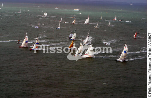 9 novembre 2002 : départ en fanfare pour la Route du Rhum 2002. - © Philip Plisson / Plisson La Trinité / AA08977 - Photo Galleries - Sailing Race