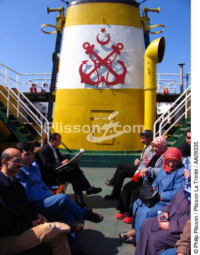 Ferry on the Bosphorus. - © Philip Plisson / Plisson La Trinité / AA09335 - Photo Galleries - Ferry boat