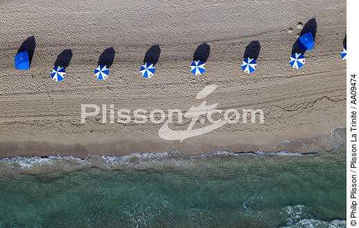 The beach ... - © Philip Plisson / Plisson La Trinité / AA09474 - Photo Galleries - Town [Florida]