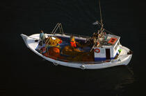 Pêcheurs grecs. © Philip Plisson / Plisson La Trinité / AA09482 - Nos reportages photos - Marin-pêcheur
