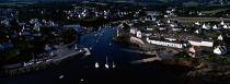 Le Port de Doëlan. © Philip Plisson / Plisson La Trinité / AA09727 - Nos reportages photos - Feu de port