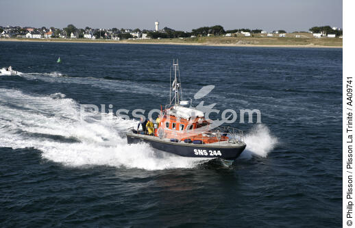 The lifeboat of Etel. - © Philip Plisson / Plisson La Trinité / AA09741 - Photo Galleries - Lifeboat society