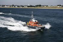 The lifeboat of Etel. © Philip Plisson / Plisson La Trinité / AA09741 - Photo Galleries - Sea Rescue