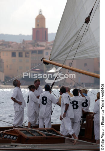The crew of Moonbeam during the Voiles of St Tropez. - © Philip Plisson / Plisson La Trinité / AA09809 - Photo Galleries - Town [83]
