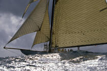 Tuiga during the Nioulargue of 1993. © Philip Plisson / Plisson La Trinité / AA09852 - Photo Galleries - Classic Yachting