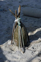 Traditional anchor used in Brazil. © Philip Plisson / Plisson La Trinité / AA10040 - Photo Galleries - Sand