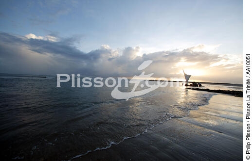 Fin de journée sur la côte nord brésilienne. - © Philip Plisson / Plisson La Trinité / AA10051 - Nos reportages photos - Jangada