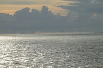 Calm sea. © Philip Plisson / Plisson La Trinité / AA10124 - Photo Galleries - Cloud