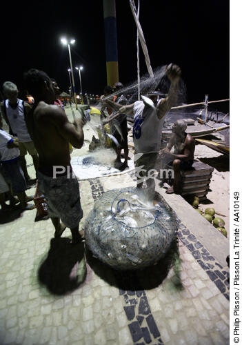 Retour de pêche à Caponga. - © Philip Plisson / Plisson La Trinité / AA10149 - Nos reportages photos - Jangadas do Brazil