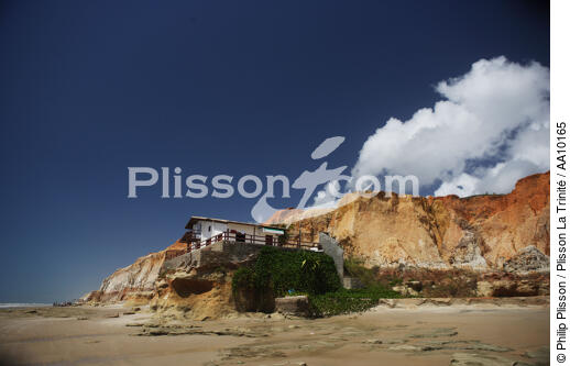 House in edge of sea in the State of Ceara. - © Philip Plisson / Plisson La Trinité / AA10165 - Photo Galleries - Brazil