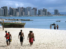 Beach of Fortaleza. © Philip Plisson / Plisson La Trinité / AA10269 - Photo Galleries - Sky-scraper