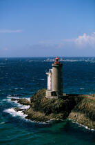Lighthouse of Petit Minou. © Guillaume Plisson / Plisson La Trinité / AA10319 - Photo Galleries - Blue sky