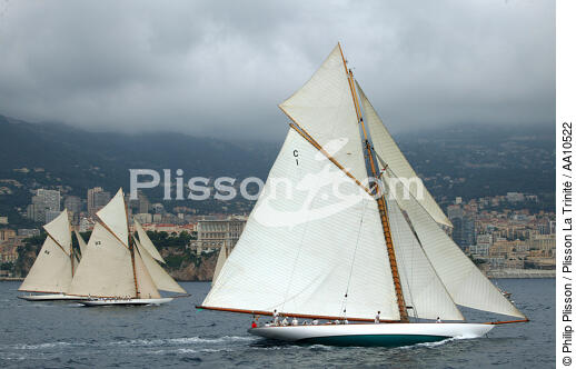 Mariquita, Tuiga et Moonbeam - Classic Week 2005. - © Philip Plisson / Plisson La Trinité / AA10522 - Nos reportages photos - Monaco Classic Week 2011