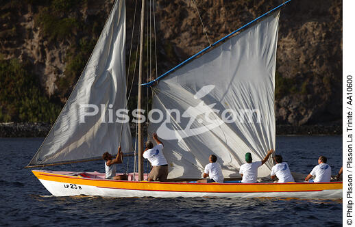Balenière aux Açores. - © Philip Plisson / Plisson La Trinité / AA10600 - Nos reportages photos - Voile