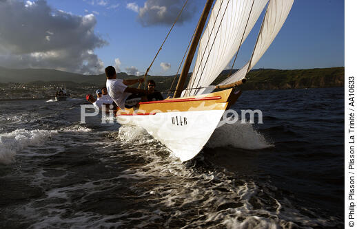 Whaling boat in the Azores. - © Philip Plisson / Plisson La Trinité / AA10633 - Photo Galleries - Faial and Pico islands in the Azores