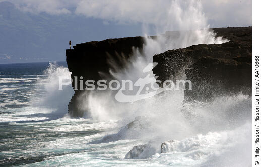 Côte de l' île Pico aux Açores. - © Philip Plisson / Plisson La Trinité / AA10668 - Nos reportages photos - Ile [Por]