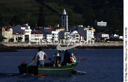 Retour de pêche aux Açores. - © Philip Plisson / Plisson La Trinité / AA10786 - Nos reportages photos - Horta